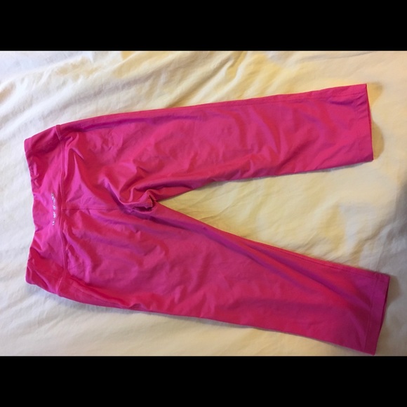 Under Armour Crop Leggings Sz S - Picture 2 of 3
